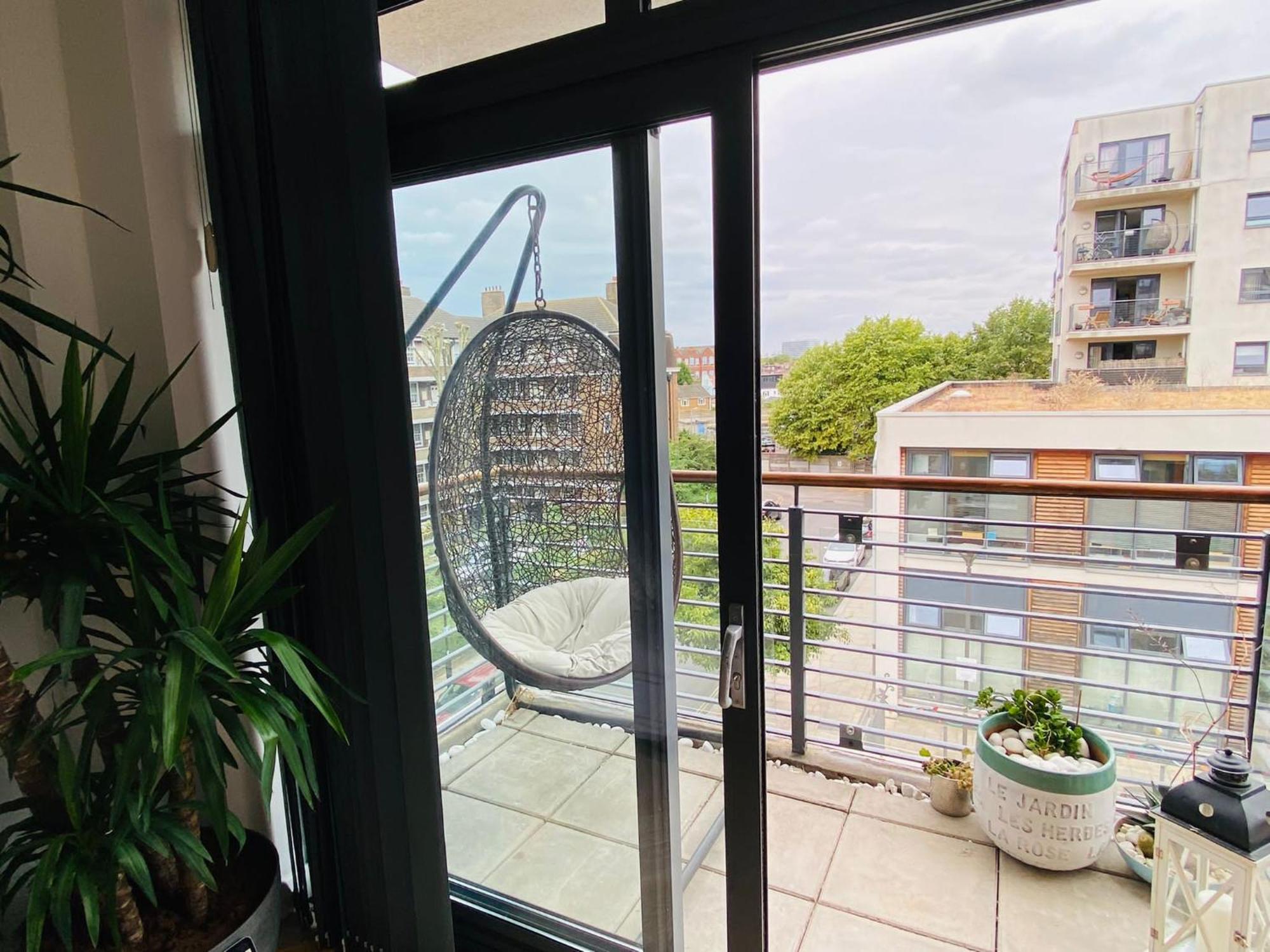 Cosy 1 Bedroom Apartment With Balcony Near Chiswick 伦敦 外观 照片